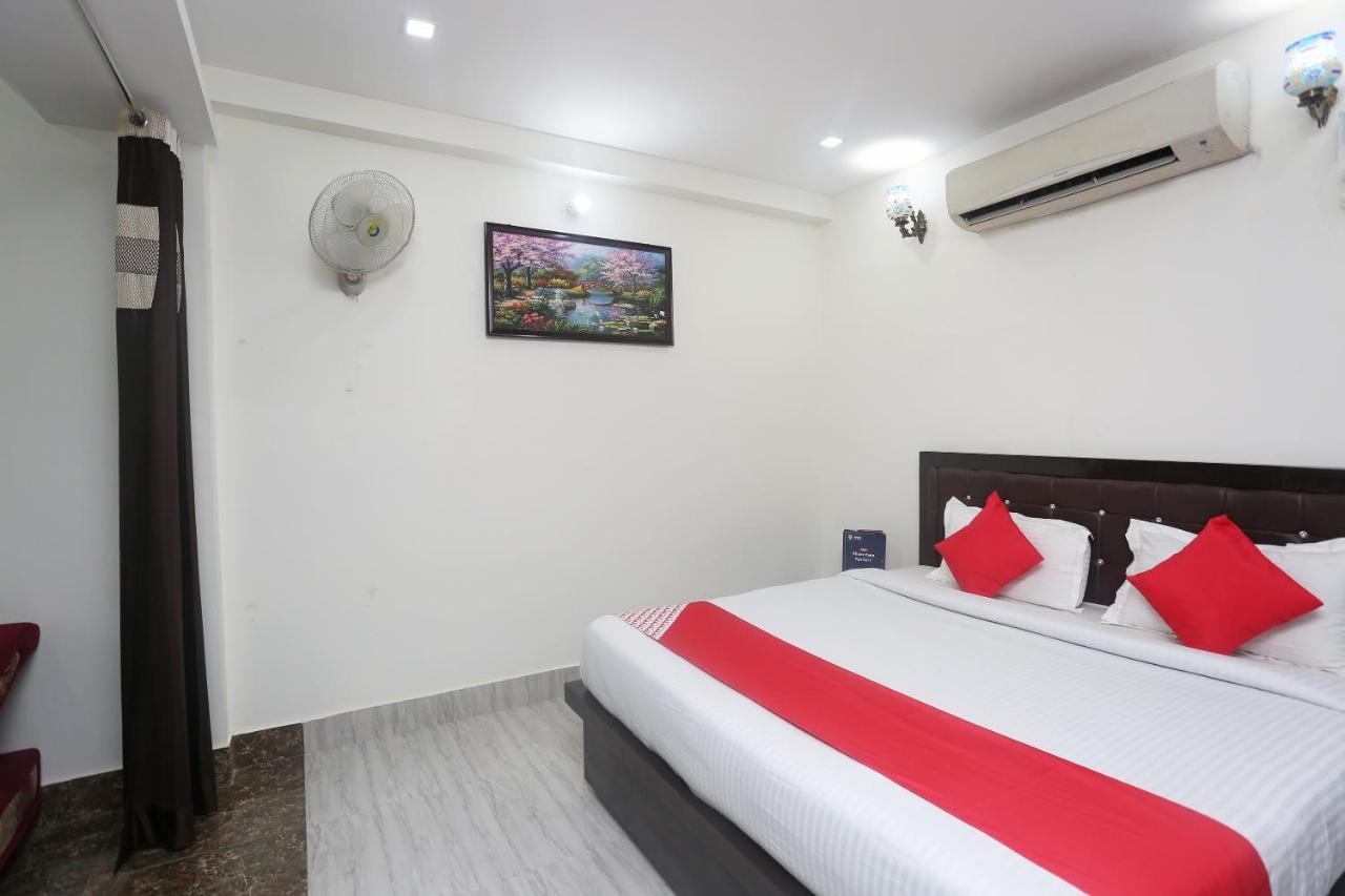 Oyo 18301 Hotel A-One Alwar Exterior photo