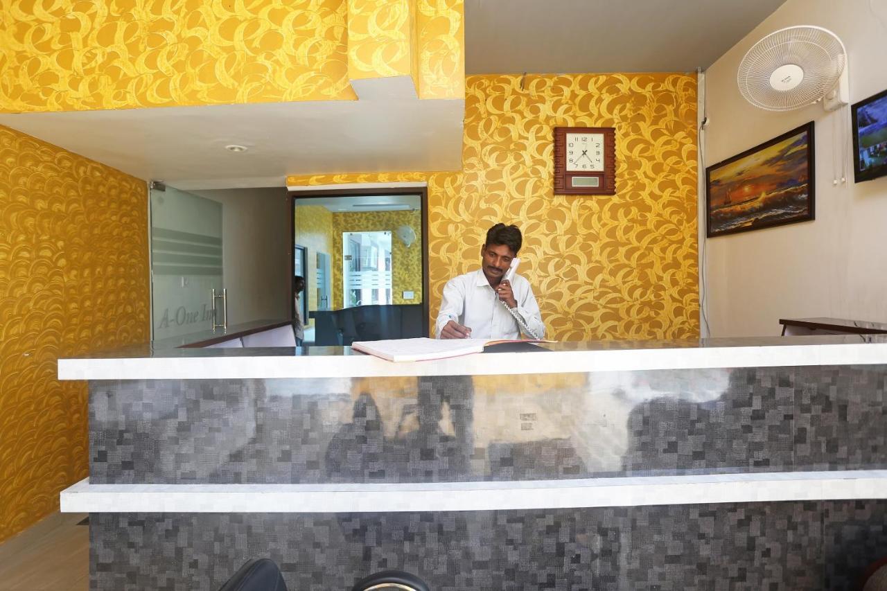 Oyo 18301 Hotel A-One Alwar Exterior photo