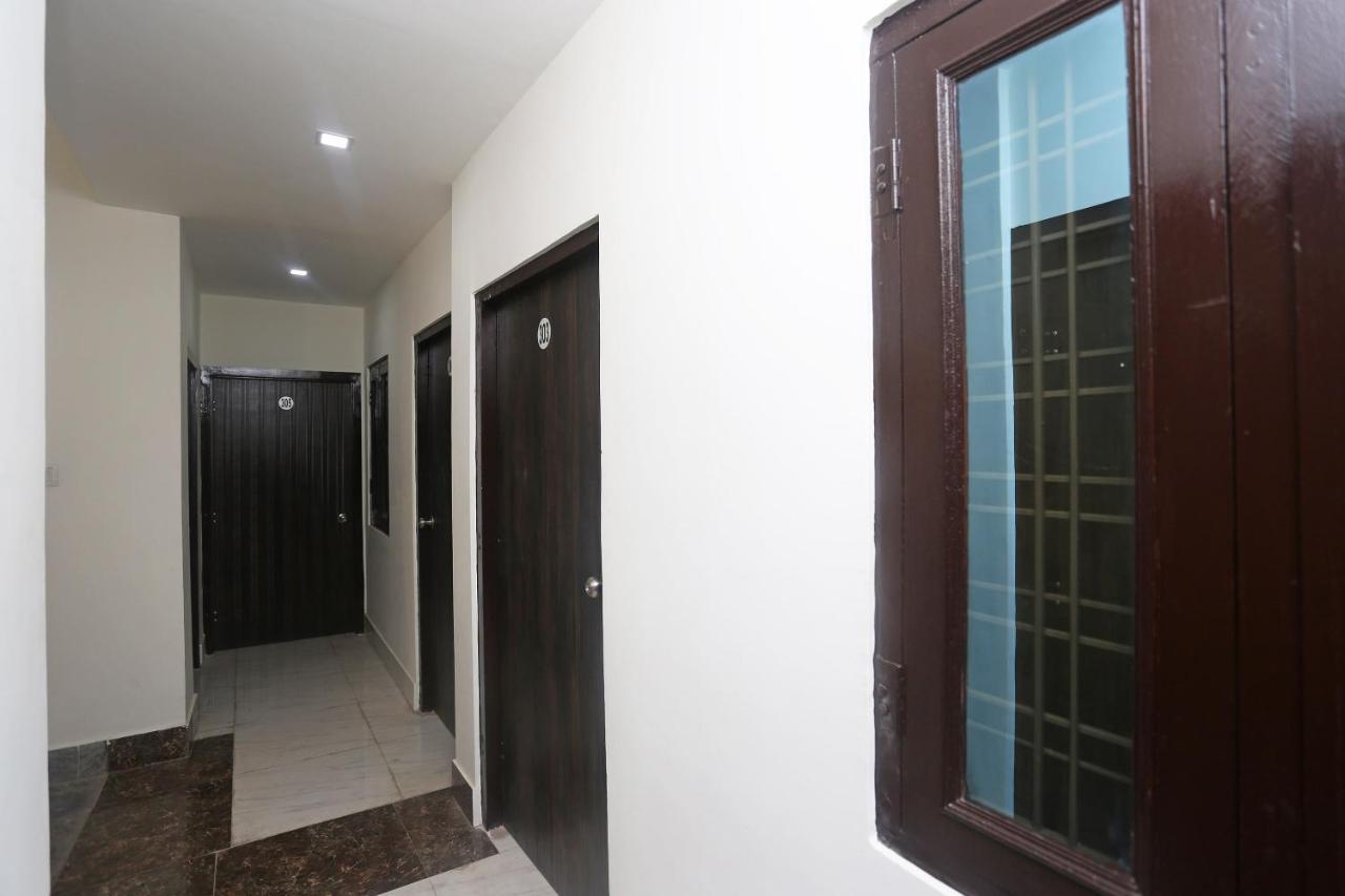Oyo 18301 Hotel A-One Alwar Exterior photo