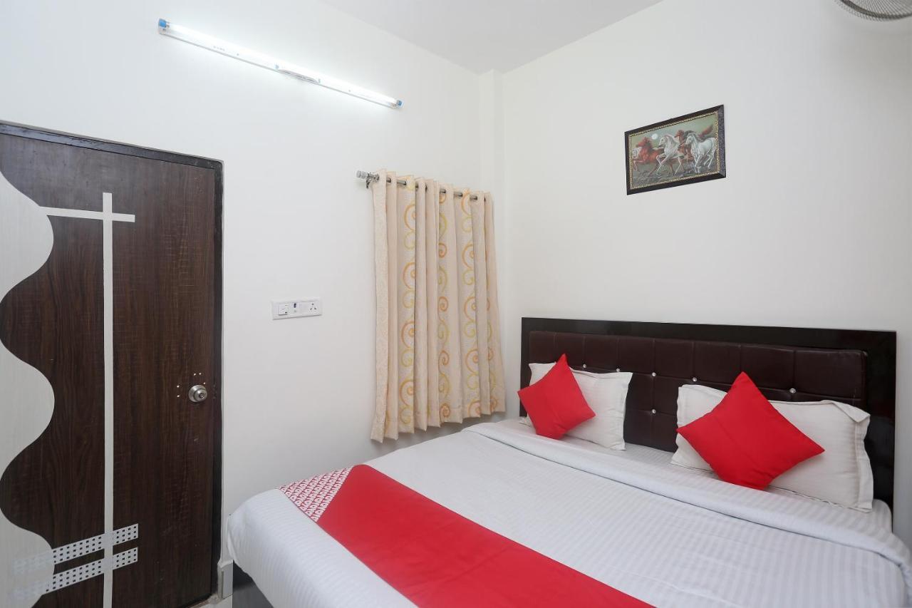 Oyo 18301 Hotel A-One Alwar Exterior photo